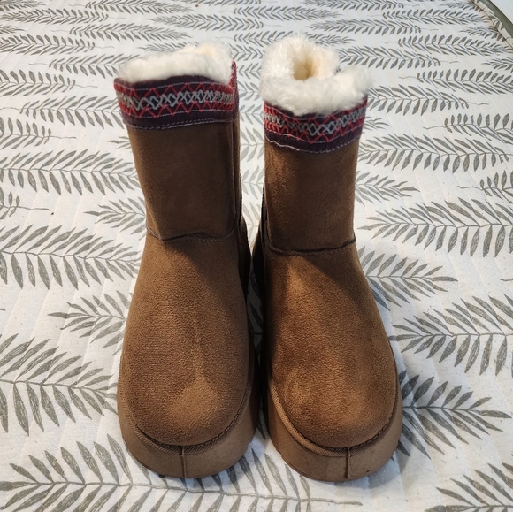 Women's Snow Platform Boots Size 8 - Picture 3 of 11